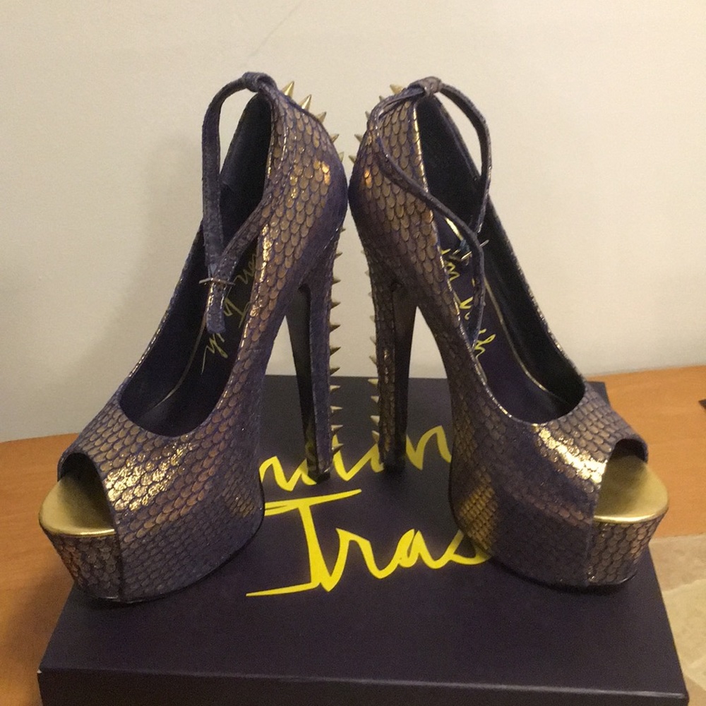 London Trash Sexy Super High Heels Size 6.5